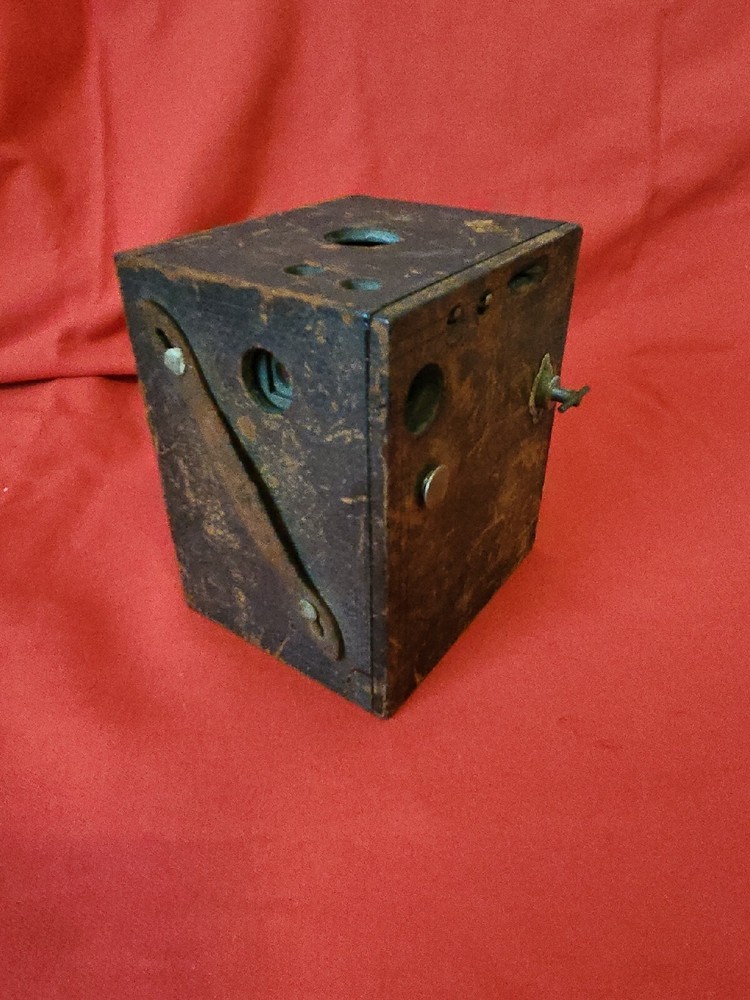 Kodak Bullseye Camera No. 2 Model 8 1916