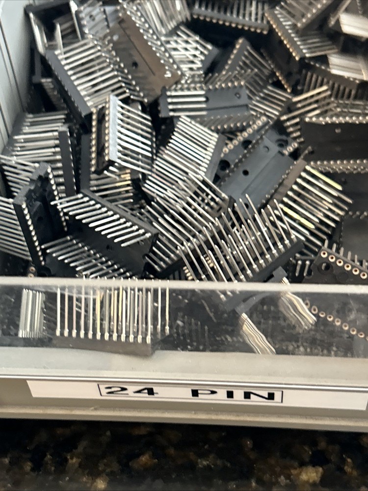 IC SOCKET, 24 PIN DIP SOCKET, WIRE WRAP, Screw Machine, Tin, Gold