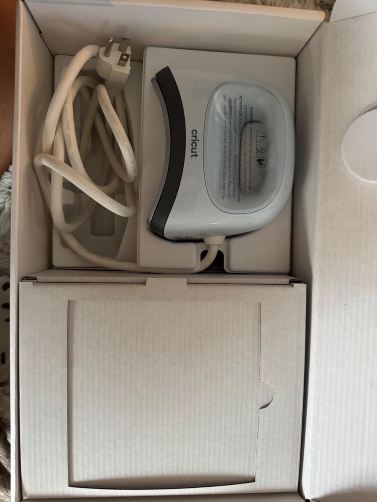 Cricut Hat Press for Custom Hat Designs and Personalization