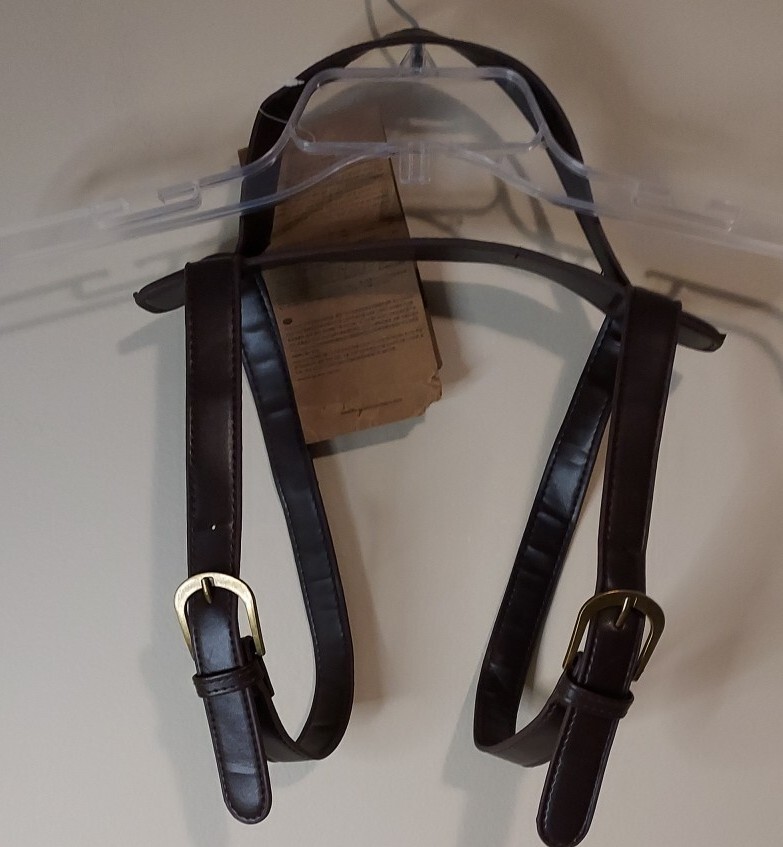 KingCamp Leather Adjustable Picnic Blanket/Sleeping Bag Strap