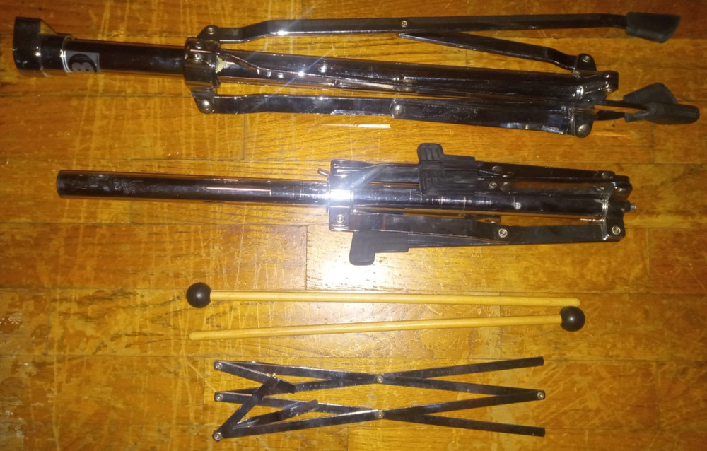 Kaman CB Percussion Xylophone w/ Case, Stand, & Music