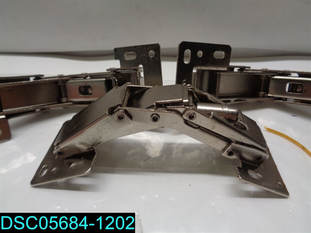 QTY=3: HIGH STORE HINGE 572328