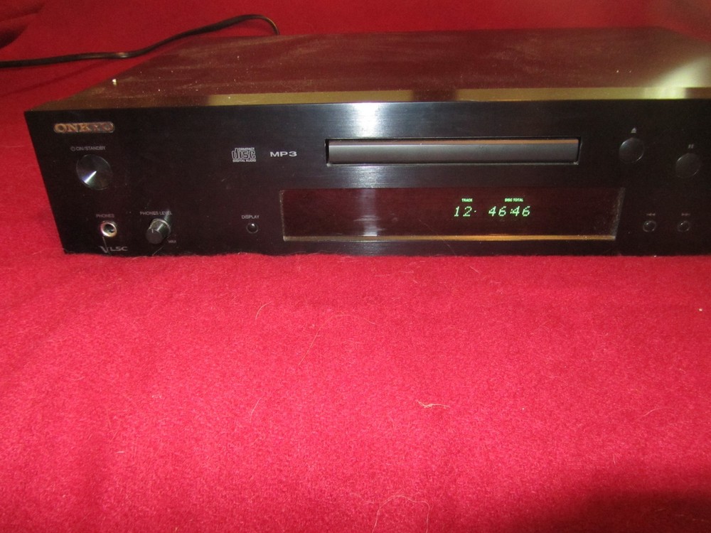 Onkyo C-7030 Audio CD Player - Black
