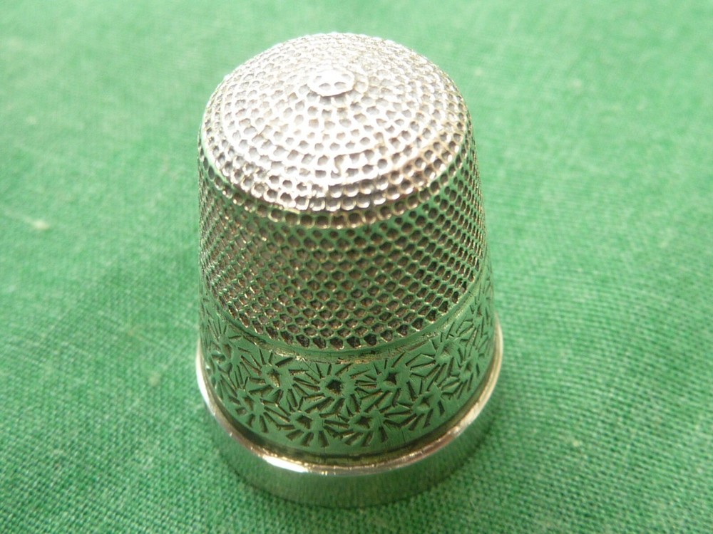 SILVER THIMBLE '15 STERLING SILVER'