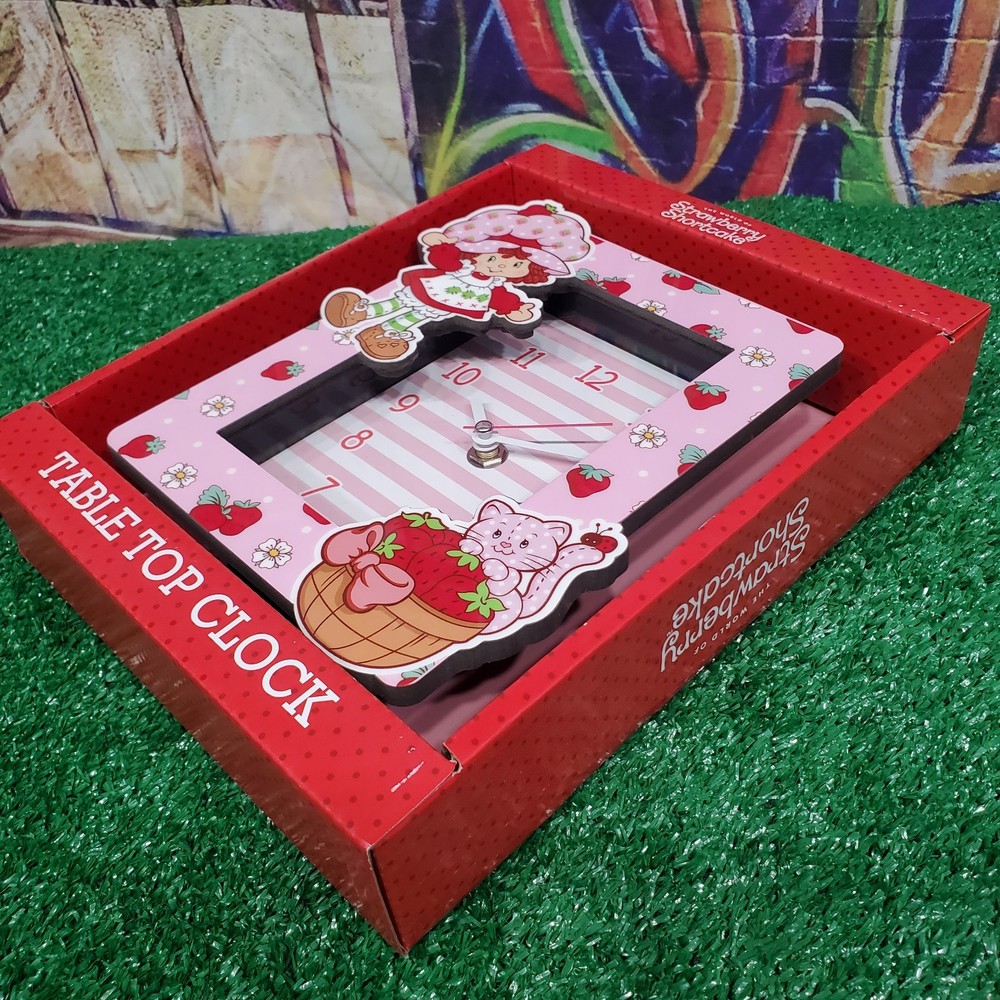 Strawberry Shortcake Table Top Clock New !