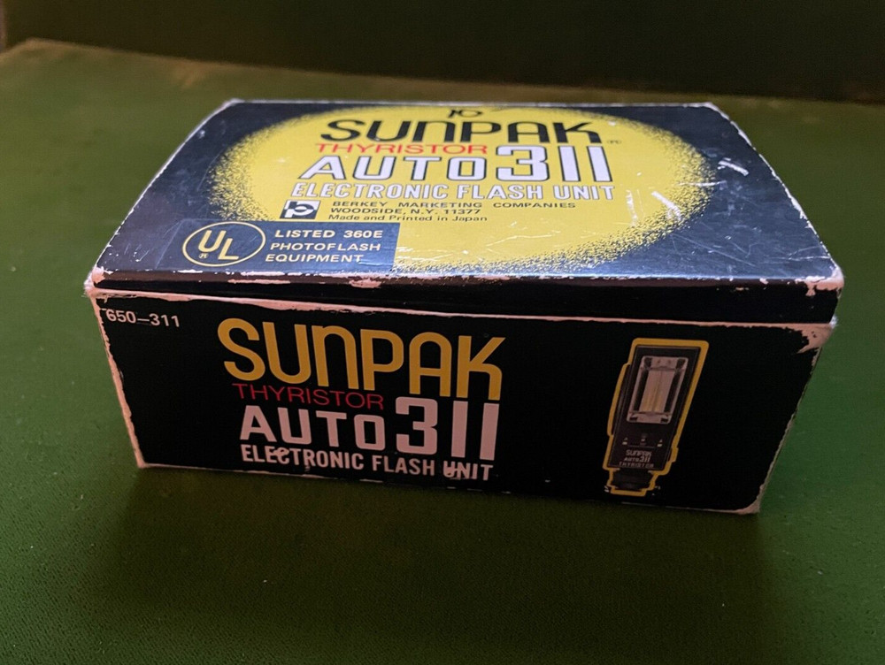 Vintage Sunpak Thyristor Auto 311 Electronic Flash Unit