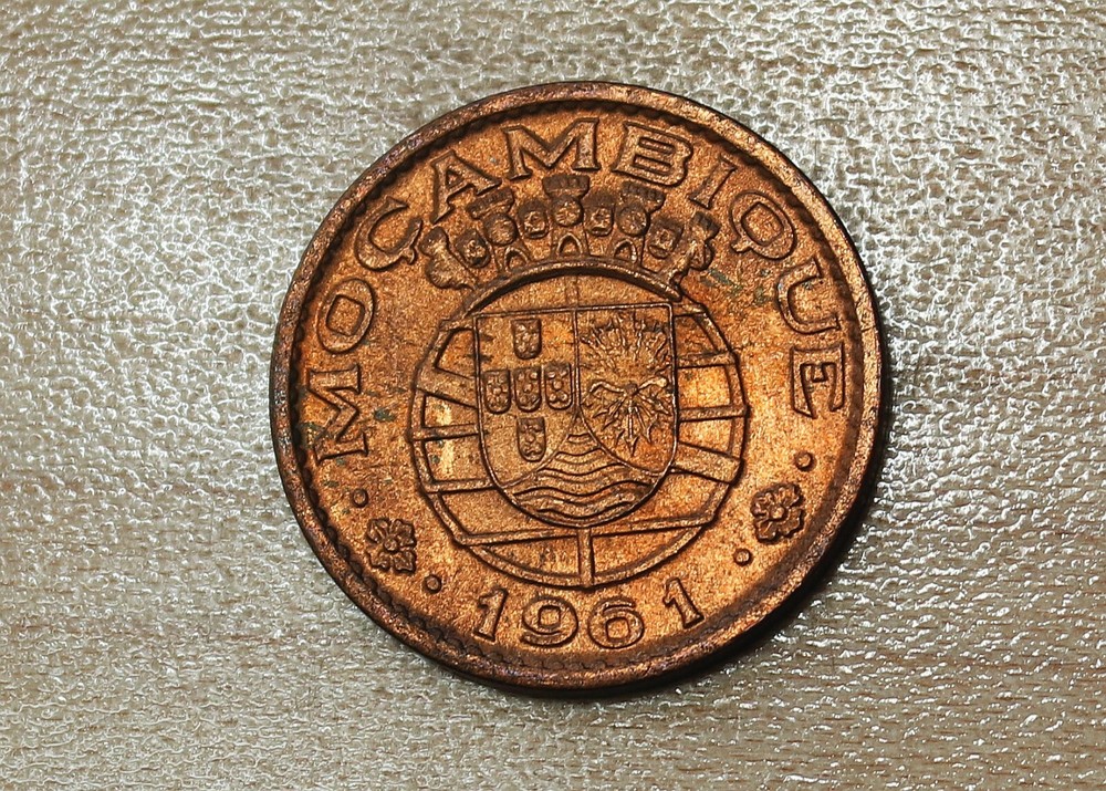 1961 Mozambique 20 Centavos