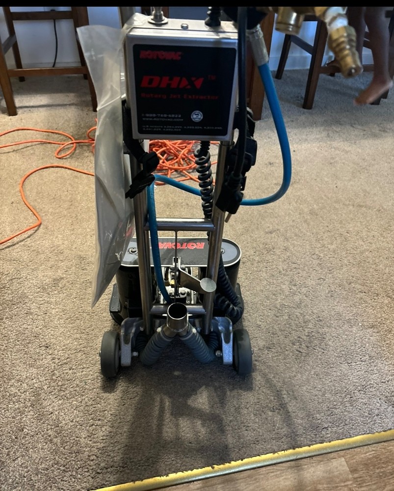 Rotovac DHX carpet cleaner