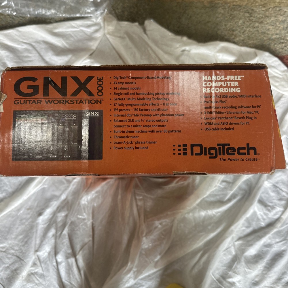 Digitech GNX 3000 Guitar Processor and Effects Pedal w/manual & power adapter