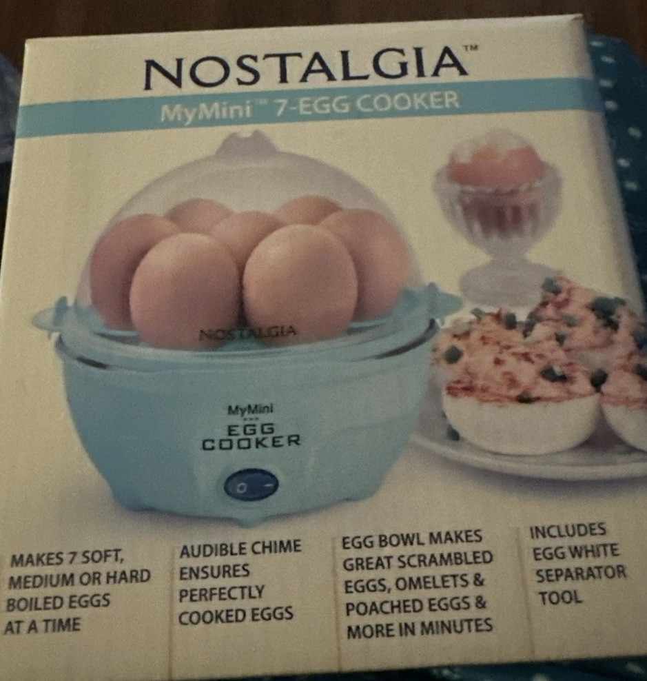 Nostalgia My Mini  seven egg cooker