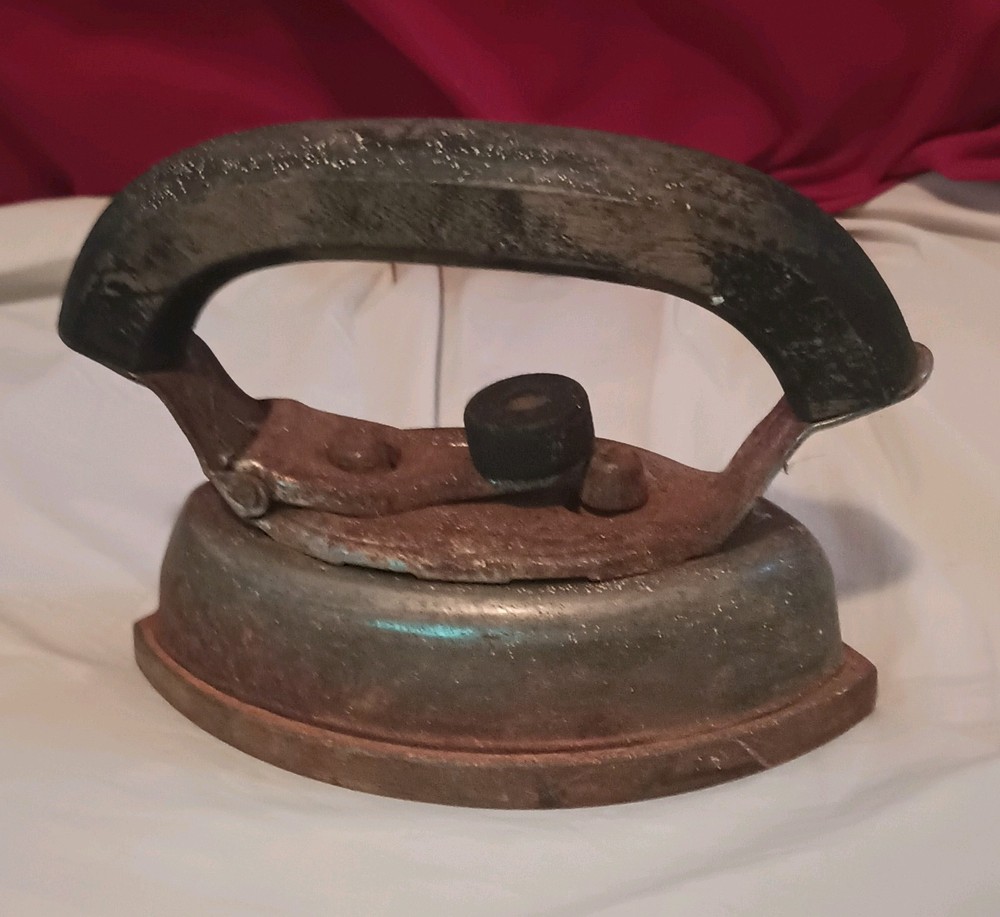 Vtg.  Heavy Press  Iron