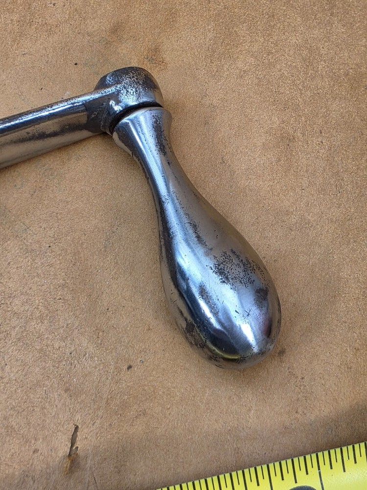 Milling Machine Knee Crank Handle & Swivel, MFG. UNKNOWN 38 SPRING LOADED