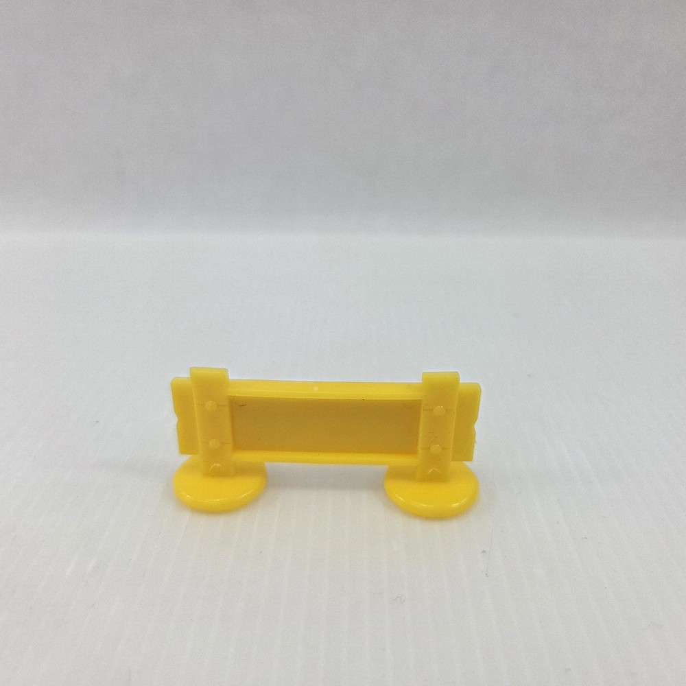 Yellow Construction Feeding Area Plastic Fence Accessory