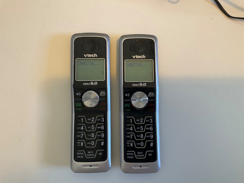 VTech Dect 6.0 2 Handset Model 6042 w/ Digital Answering System & Caller ID