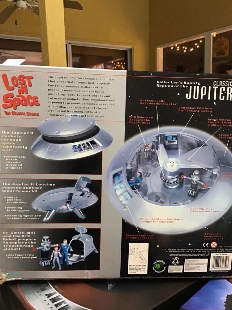 Trendmaster Lost in Space Jupiter 2 With Box