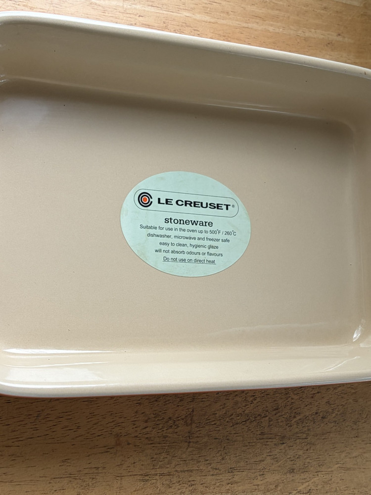 New - Le Creuset Flame Orange Rectangular Baking Dish 10x7 Stoneware