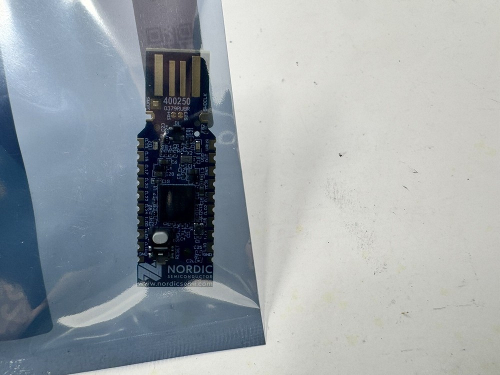 nRF52840-DONGLE Nordic Semiconductor