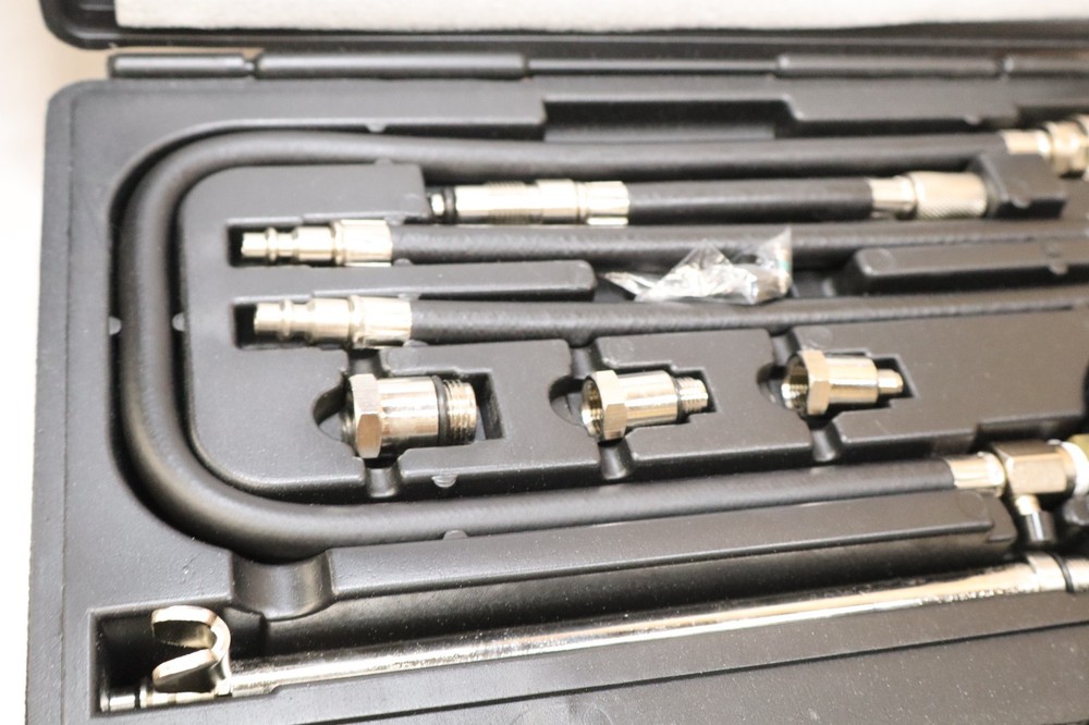 OTC 5605 Deluxe Compression Tester Kit