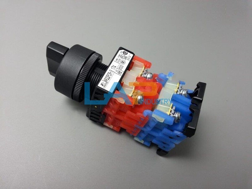 QTY:1 NEW FOR AR22PCR-3174B Short handle selector switch control type