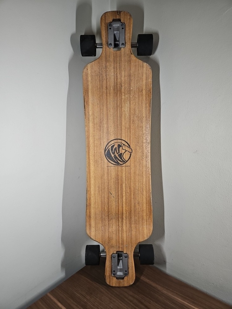 White Wave Longboard Skateboard Warrior 38”