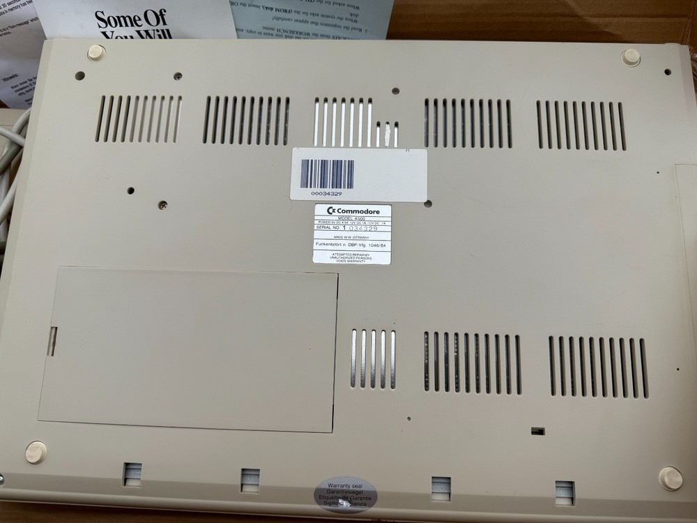 COMMODORE AMIGA 500 COMPUTER BOXED