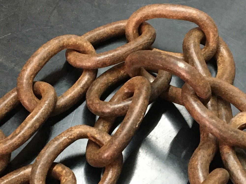 OLD VINTAGE HANDMADE RUSTIC IRON SOLID MULTIPURPOSE HANGING CHAIN WITH TWO HOOK