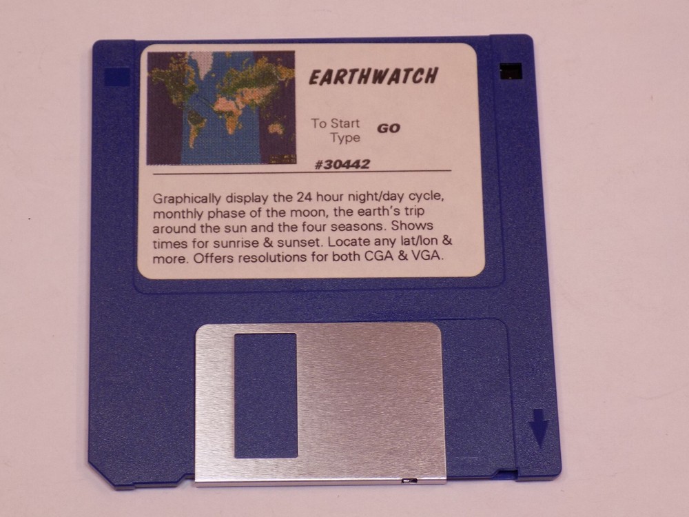 Earthwatch 30442 Geography Software 3.5 Disk Windows PC Computer Program Vintage