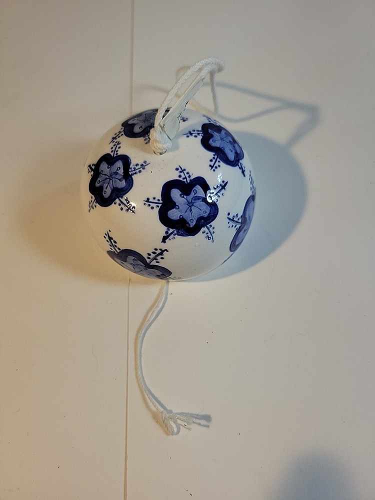 Ceramic Floral Blue / White Hanging Wind Chime
