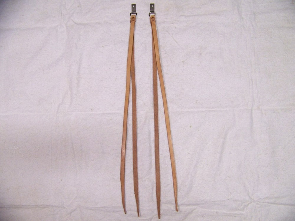 One Pair Leather Saddle Strings with Clip & Dee Ring Hardware----Tan Color