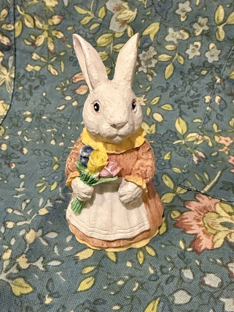 Pair Of 2 Spring Easter Animal Bunny Hare Rabbit Figurines Figures Decor Easter