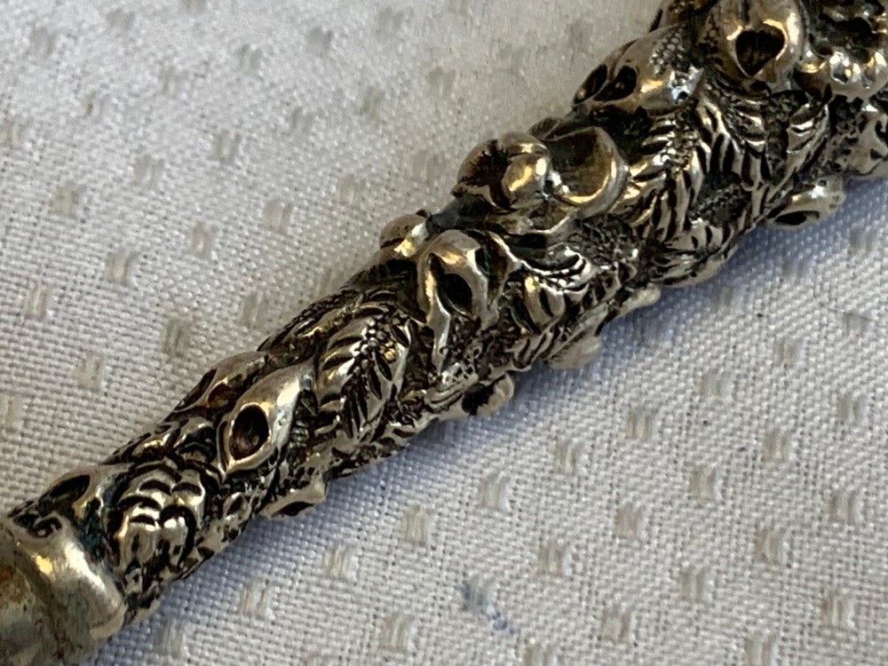 Antique Sterling Silver Handled Button Hook Lace Puller Floral Repousse Design
