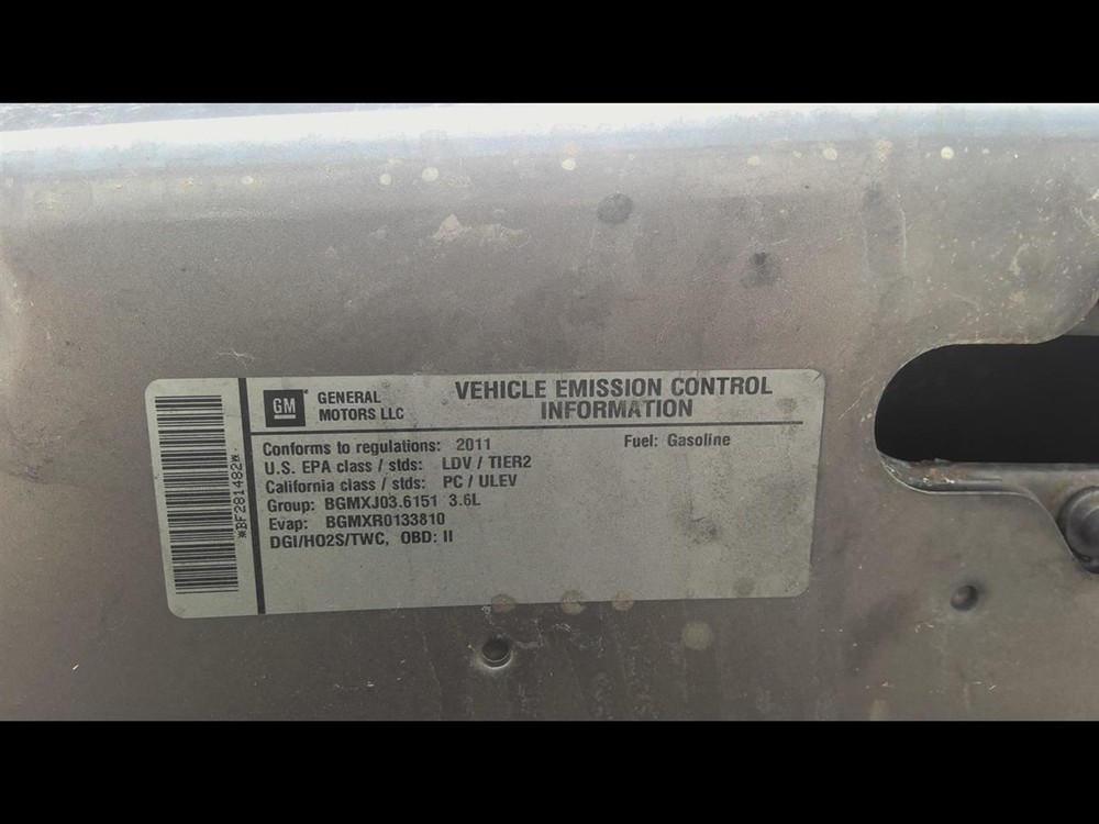 2010 - 2011 GMC ACADIA Engine ECM Electronic Control Module Behind Fan Shroud