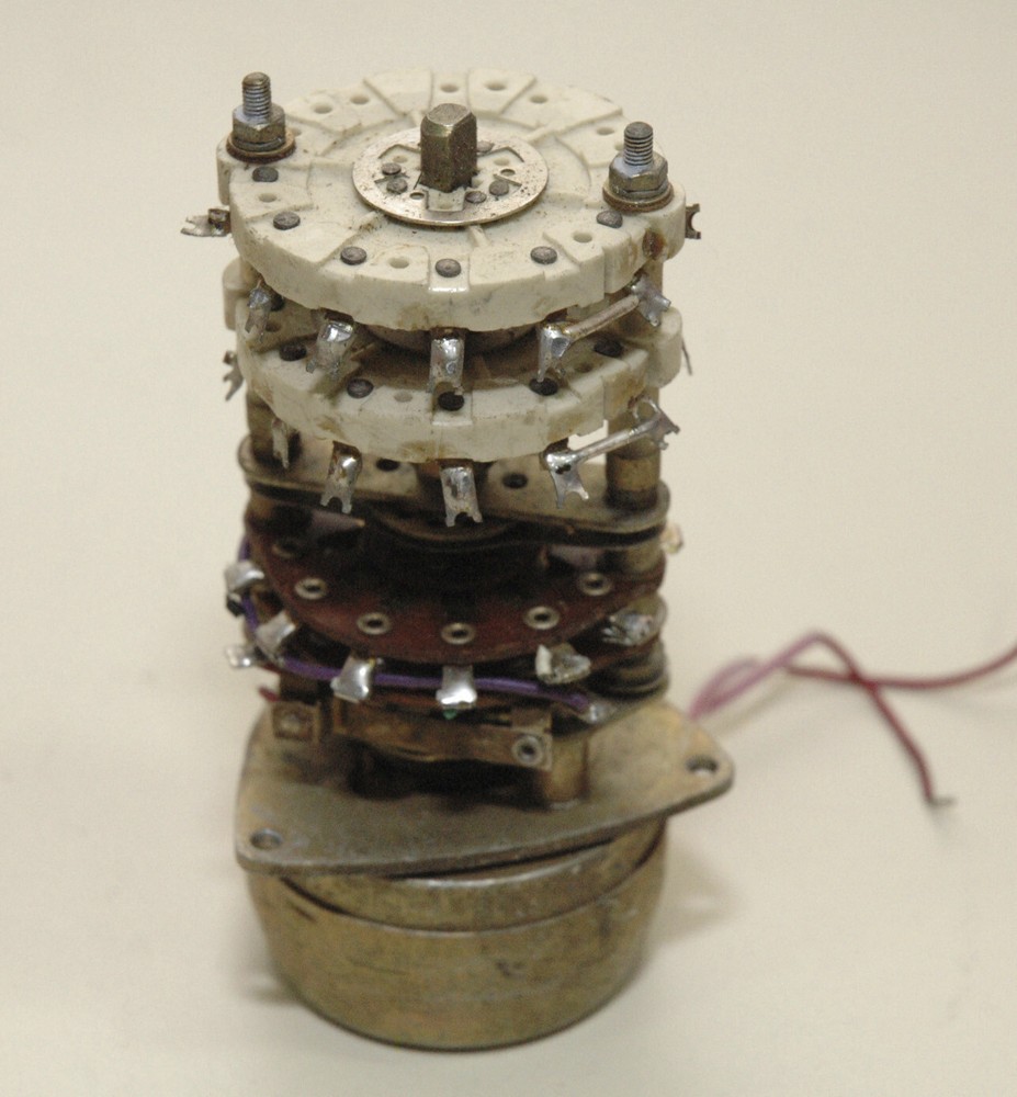 MOTORIZED CERAMIC SWITCH-DUAL SECTION 2X6 POSITIONS - RF AMPLIFIER ANTENNA TUNER