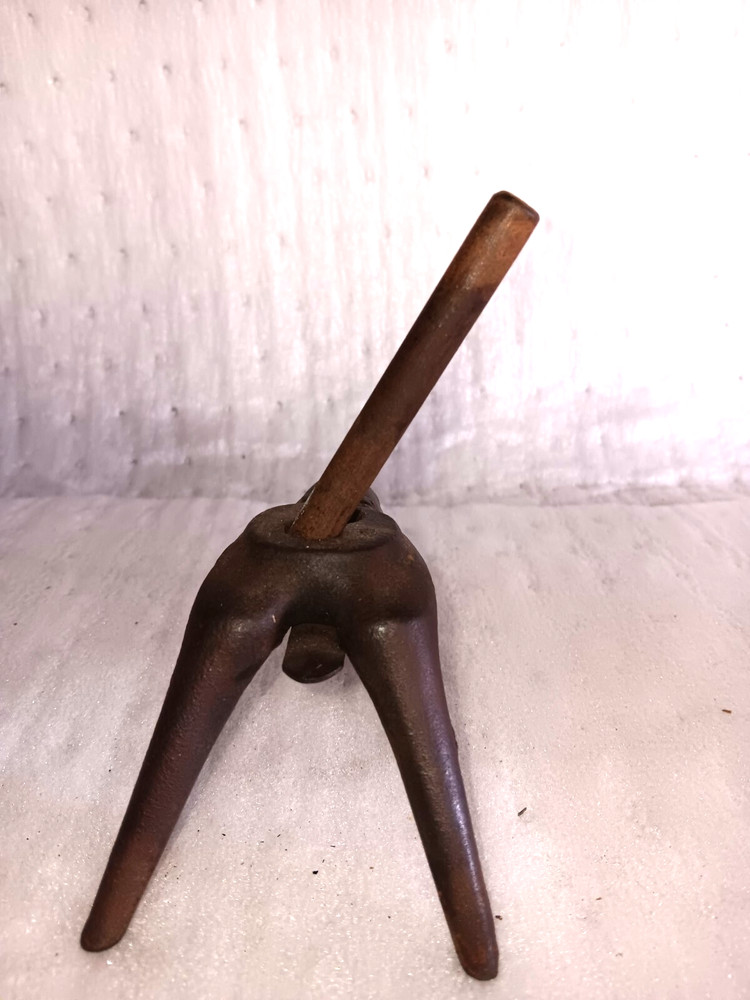 Antique !800s Cast Iron Three Legged Kitchen Knife Sharpener ?