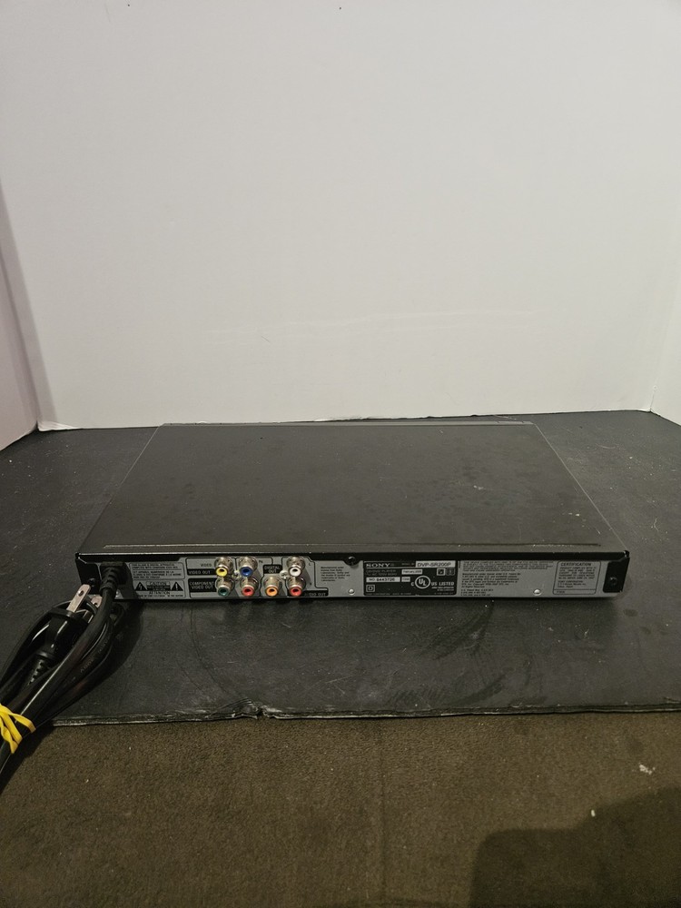Sony DVP-SR200P DVD Player