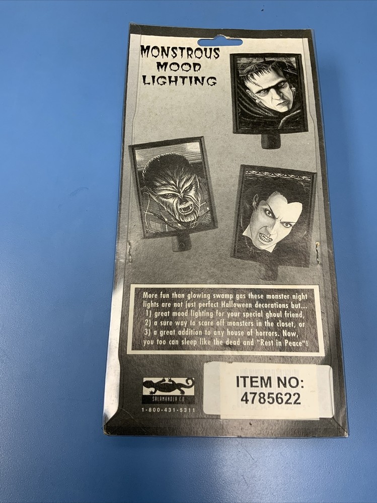 MCA/ UNIVERSAL STUDIOS MONSTER NIGHT LIGHT