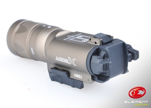 Element X300V VAMPIRE LED TACTICAL LIGHT(Strobe version) (DE) EX381-DE