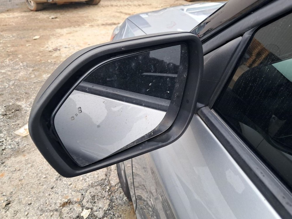 Fuse Box Engine Base With Tow Package Fits 20-24 EXPLORER 4888782