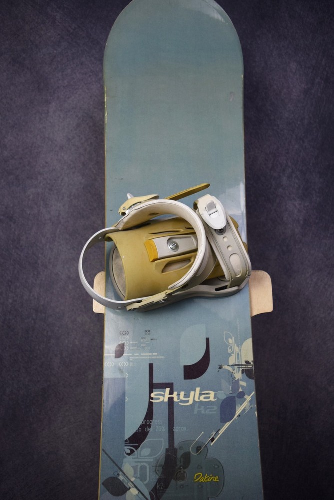 K2 SKYLA SNOWBOARD SIZE 151 CM WITH FORUM LARGE BINDINGS