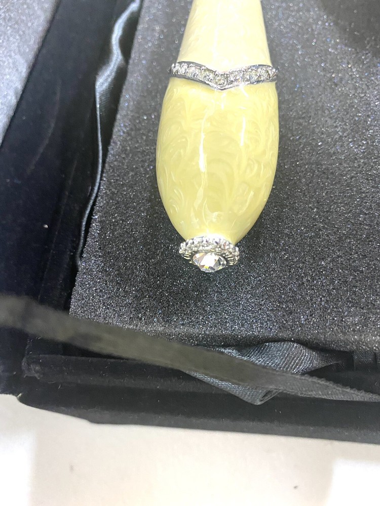 Dangling Jewel cake knife and server set