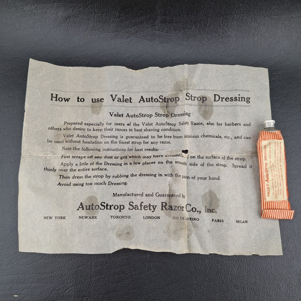 Vintage Auto Strop Strop Dressing In Original Box With Original Instructions.