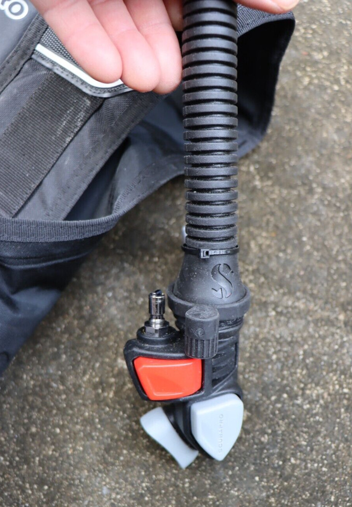 Scubapro Equalizer Buoyancy Compensator Size XL