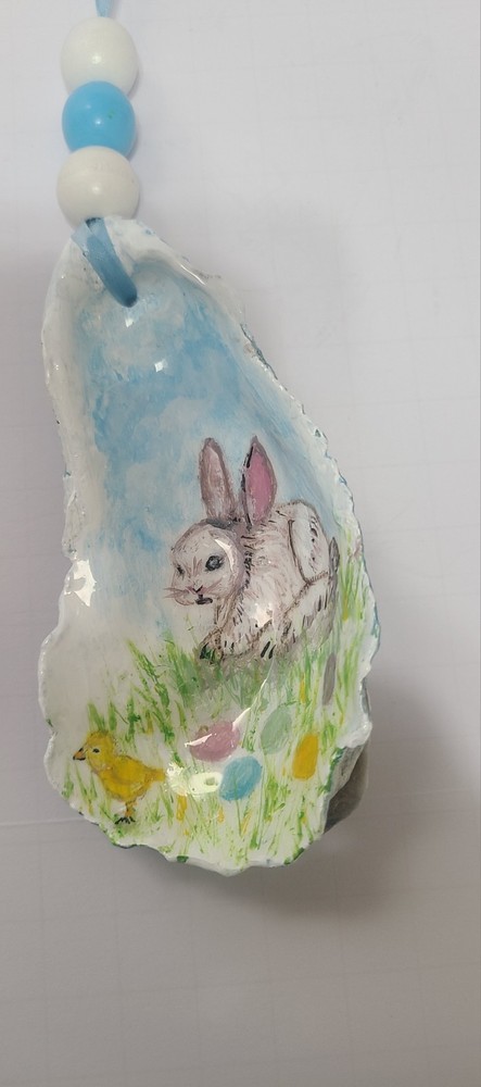 Spring Decor (5) Oyster Shells Hand Painted great for your Spring Decorating