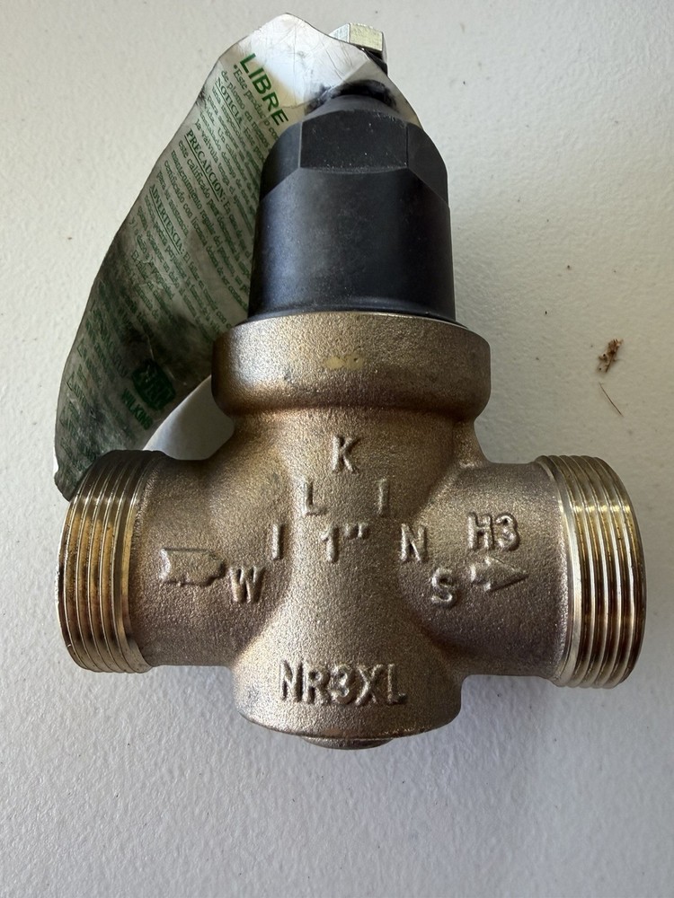 Zurn Wilkins NR3XL Water Pressure Reducing Valve 1" Bronze