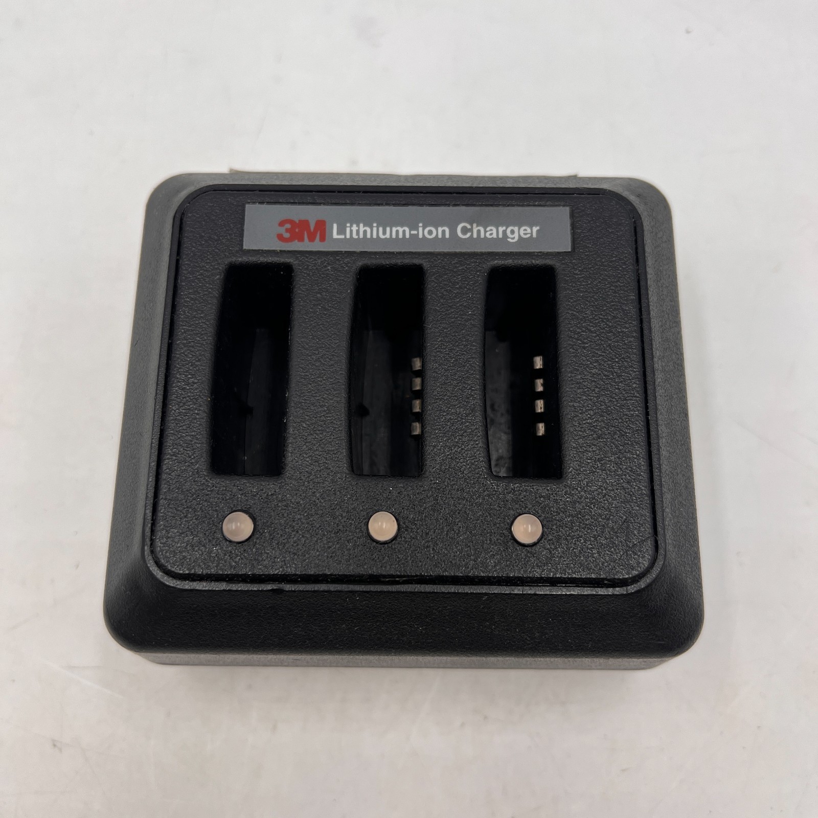 3M Lithium Ion Battery Charger For XT-1 C1060 Drive Thru Intercom Headset C933AA