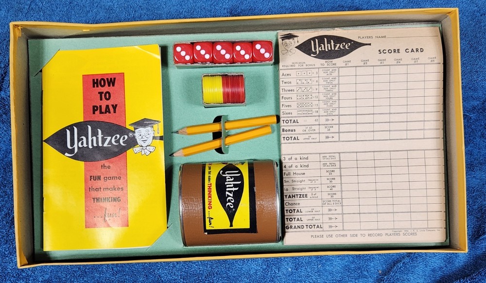 GAME-YAHTZEE, #950, E.S. LOWE (c)1956,