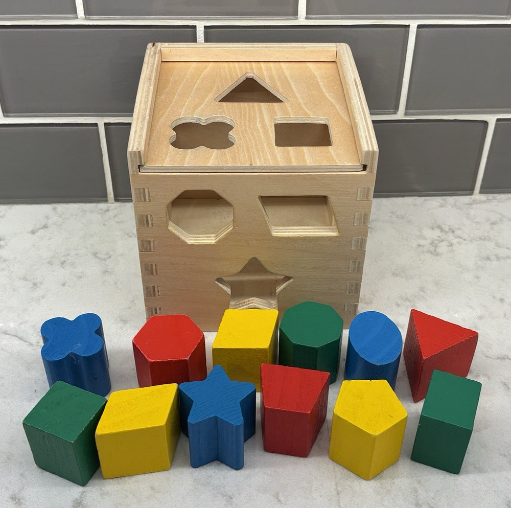 Shape Sorting Cube - Melissa & Doug COMPLETE WITH 12 BLOCKS