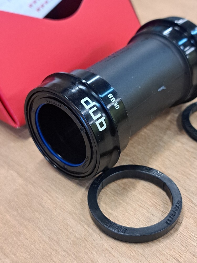 SRAM Dub BB30 Bottom Bracket / New in Box