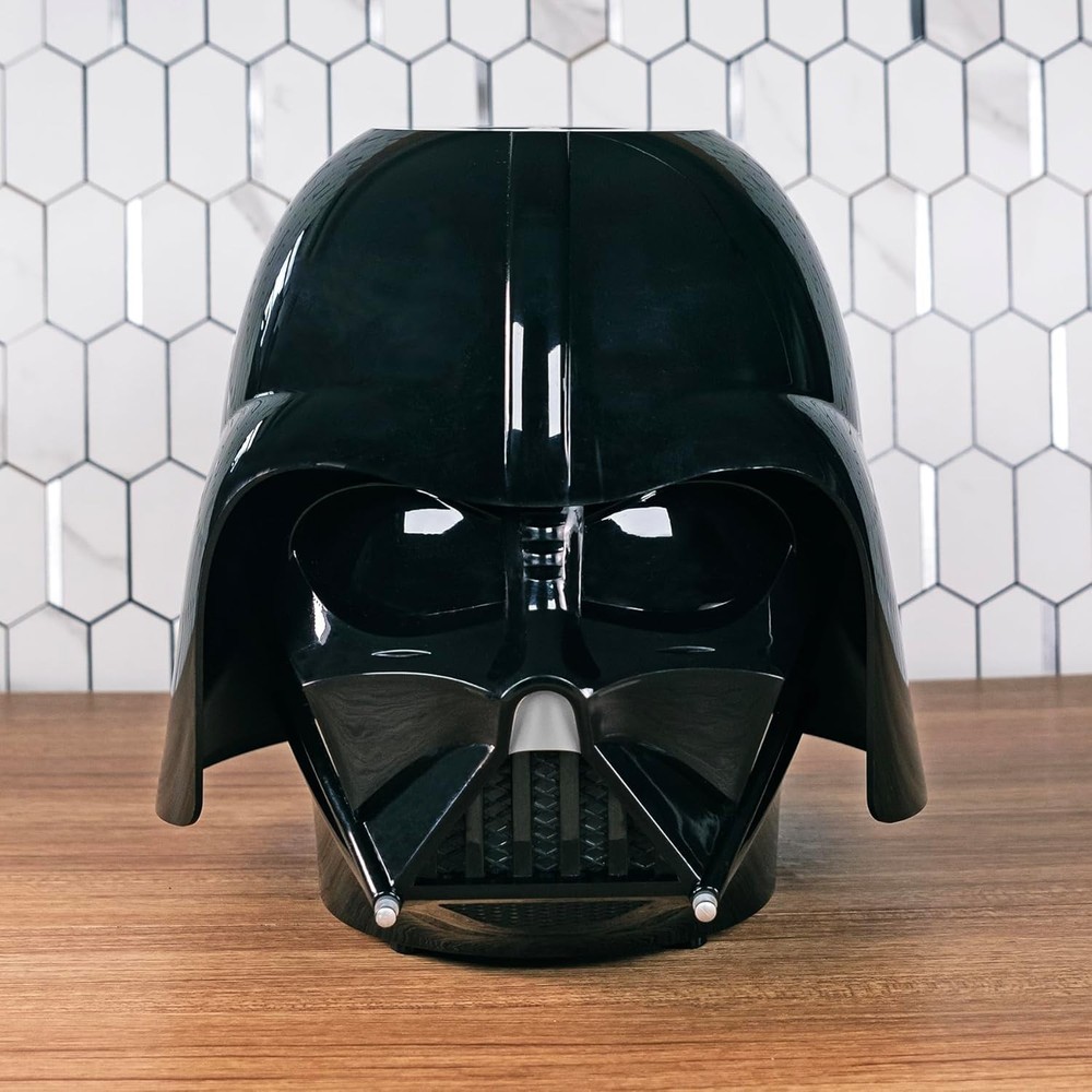 Helmet Popcorn Maker - Movie Night Essential