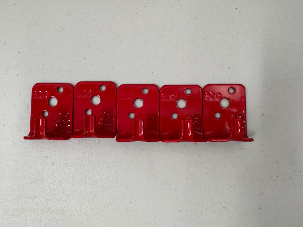 Fire Extinguisher Wall Hook Bracket Red 5 lb Amerex Universal Mount Holder